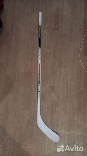 Клюшка хоккейная