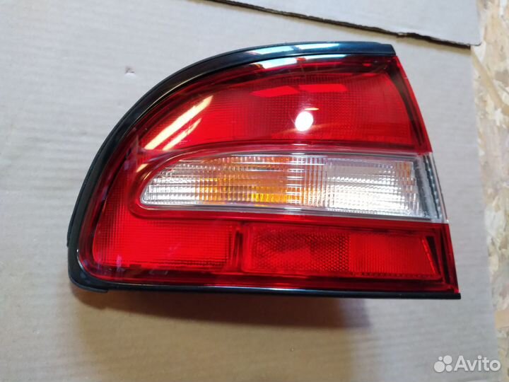 Фонарь левый Mitsubishi Galant 7