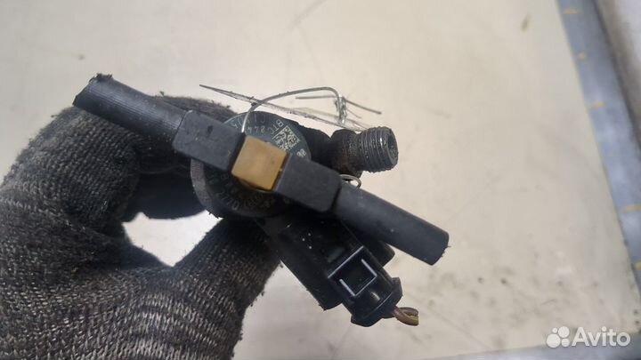 Форсунка топливная Volkswagen Amarok, 2016