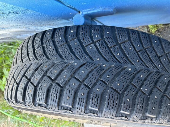 Michelin X-Ice North 4 SUV 225/60 R17 103