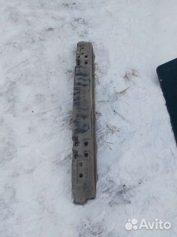 Усилитель заднего бампера Chevrolet Lumina