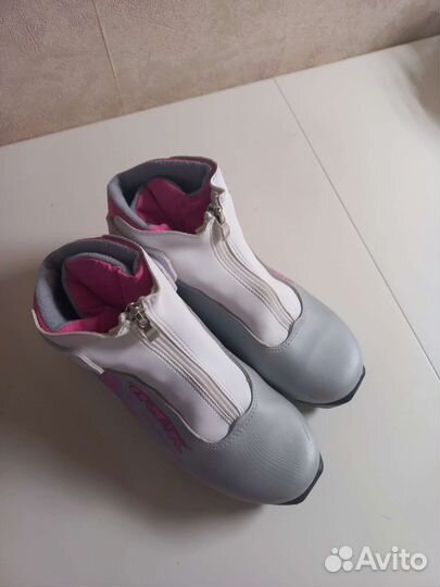 Лыжи беговые с ботинками