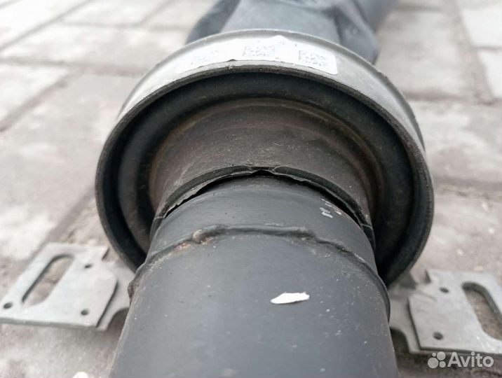 Карданный вал BMW 5 E39 1229642