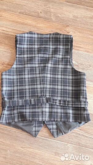 Школьная форма. Жилетка для мальчика