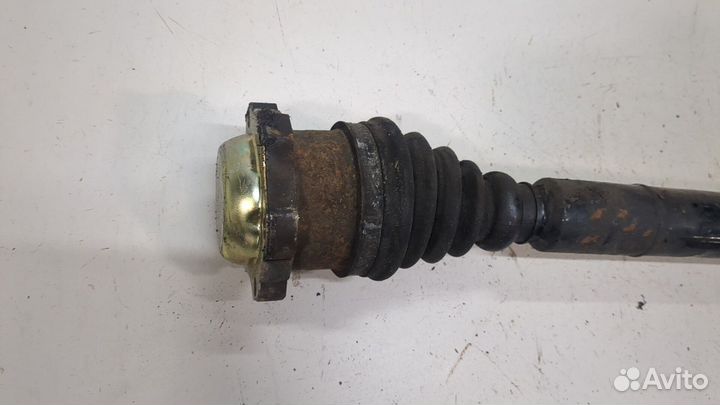 Полуось правая передняя Volkswagen Golf 4