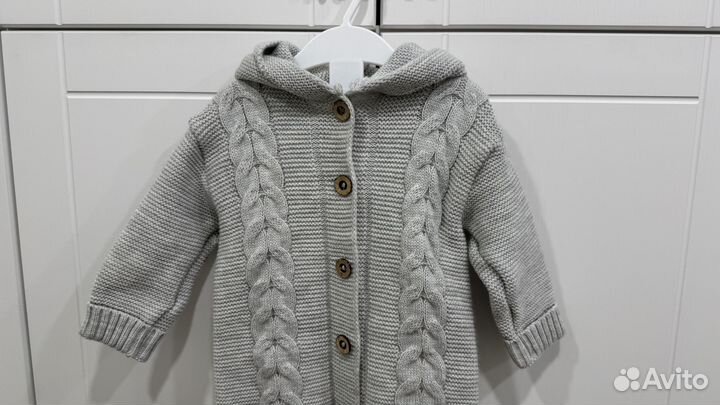 Комбинезон вязаный для ребенка