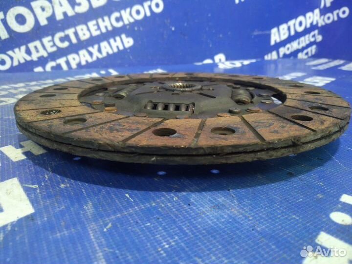 Диск сцепления Opel Vectra A седан C18NZ 1991