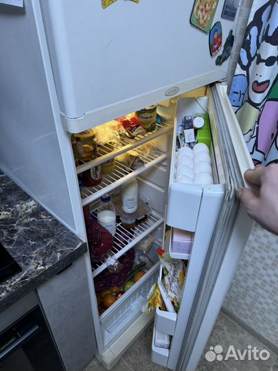 Холодильник бу stinol