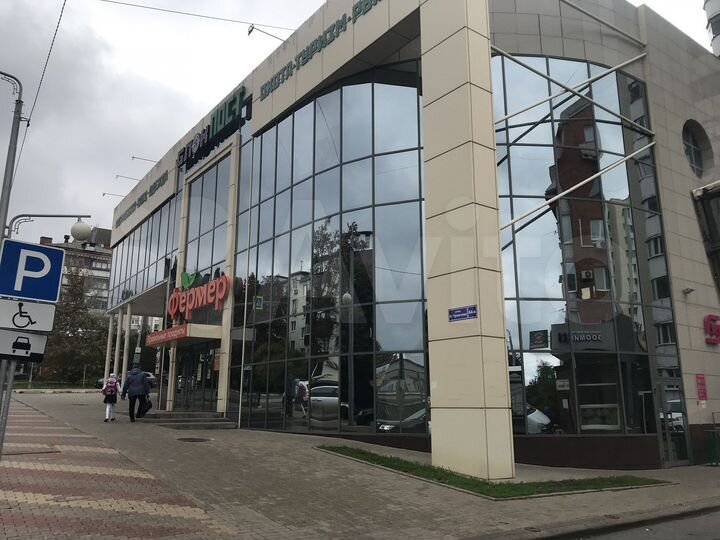 Торговая площадь, 240 м²