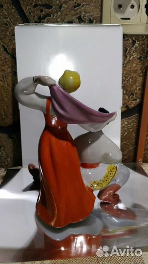 Настольная фигурка