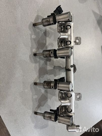 Топл.рампа с форсунками 0261500494 на двиг. n13b16