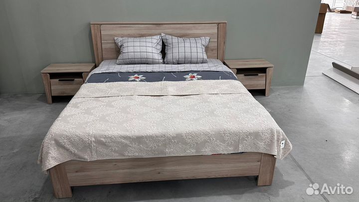 Спальный гарнитур Юта - 3 дверный