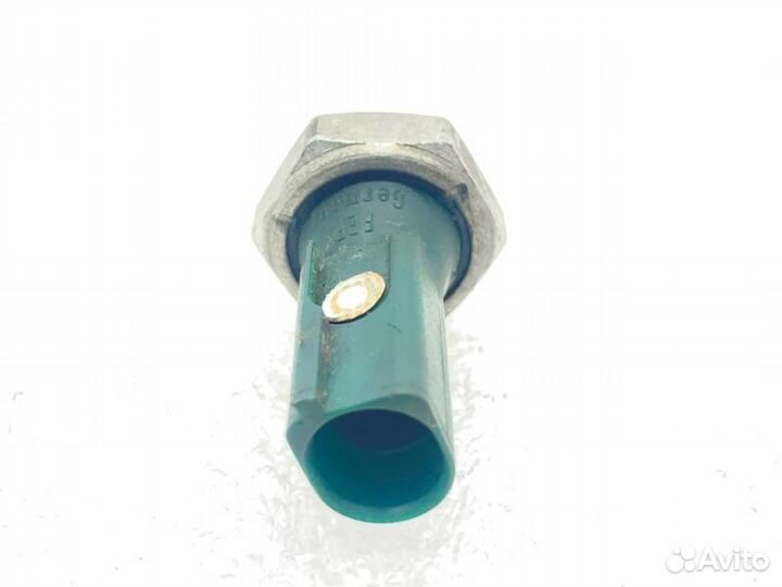 Датчик давления масла двс Volkswagen Golf 5 1.4