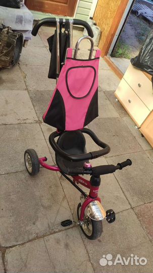 Детский трехколесный велосипед