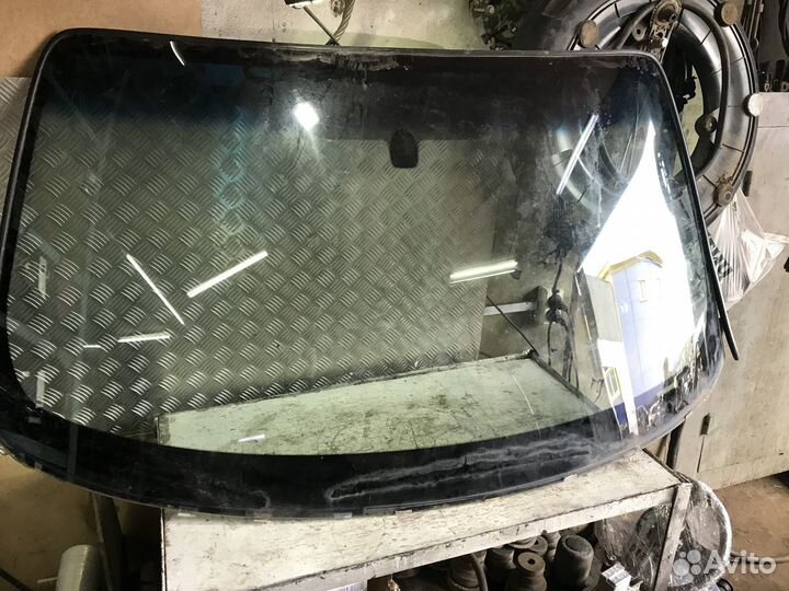 Стекло лобовое Инфинити FX35 Infiniti F35