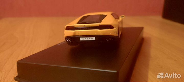 Модель 1/43 Lamborghini Huracan LP 610-4 (2014)