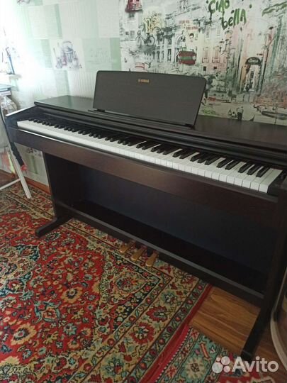 Yamaha ydp 144R цифровое фортепиано