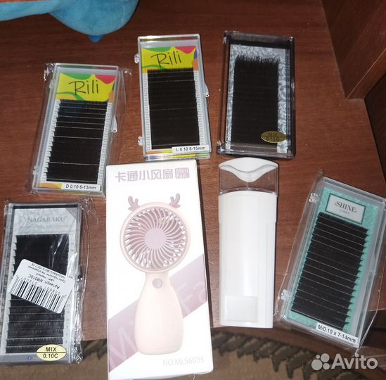 Для наращивания ресниц