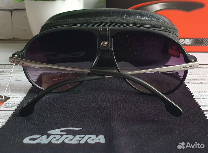 Солнцезащитные очки Carrera новые