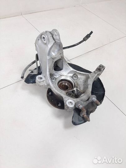 Кулак поворотный передний правый Skoda Karoq 2017