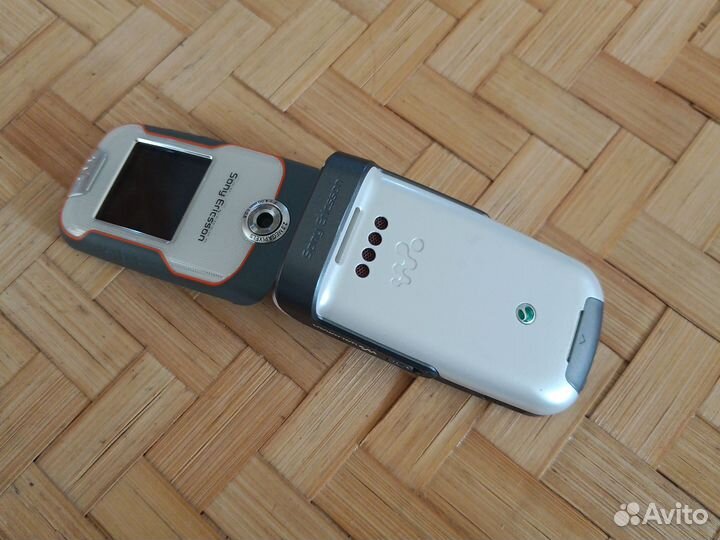 Sony Ericsson W710i