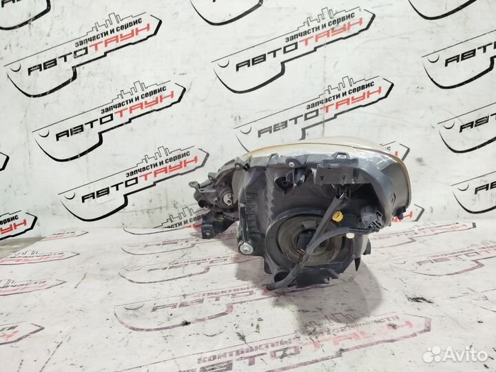 Фара honda FIT GE6 GE7 GE8 GE9 GP1 GP4 P9603 chrome галоген правая 2 модель 33100TF0J51 NA6932