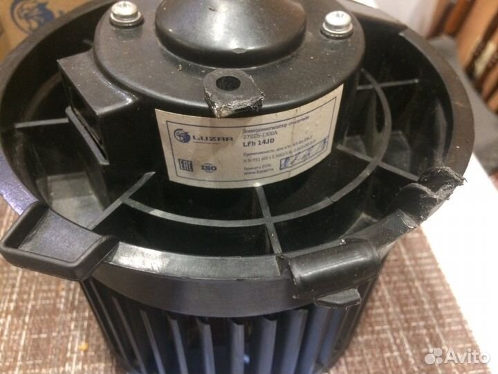 Мотор отопителя (электровентилятор) Nissan X-trail