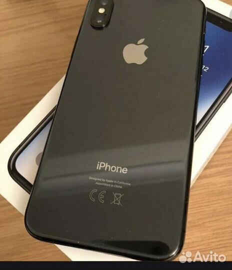 Телефон iPhone X