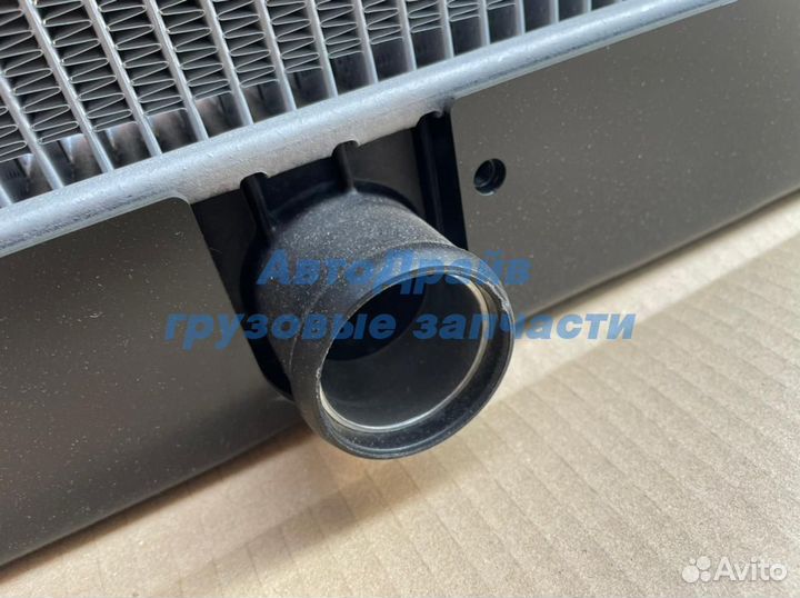 Радиатор автобус Mercedes Conecto