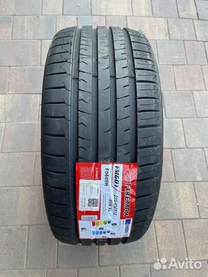 Firemax FM601 235/40 R18 95W