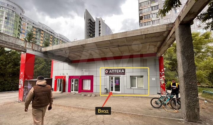 Торговая площадь с отдельным входом, 32.6 м²