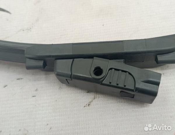 Щетка стеклоочистителя передняя Citroen C4 хэтчбек