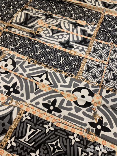 Шелковый платок шаль Louis Vuitton серый