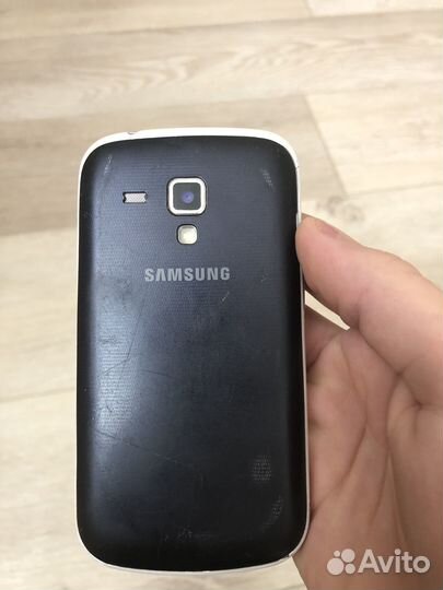 Телефон Samsung