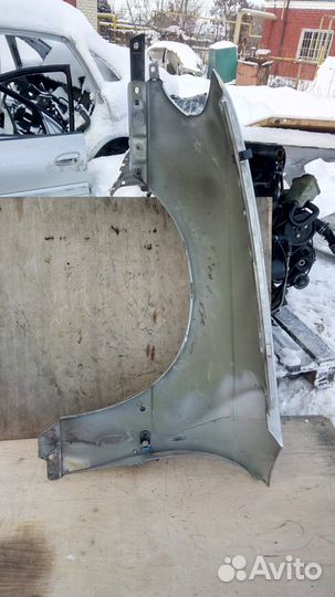 Крыло переднее правое на Опель Омега Б