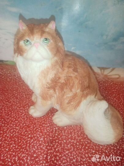 Вазы и статуэтки