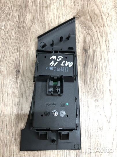 Блок стеклоподъемников Opel Astra J