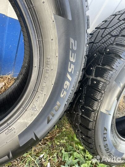 Pirelli Winter Ice Zero 235/65 R17 26K