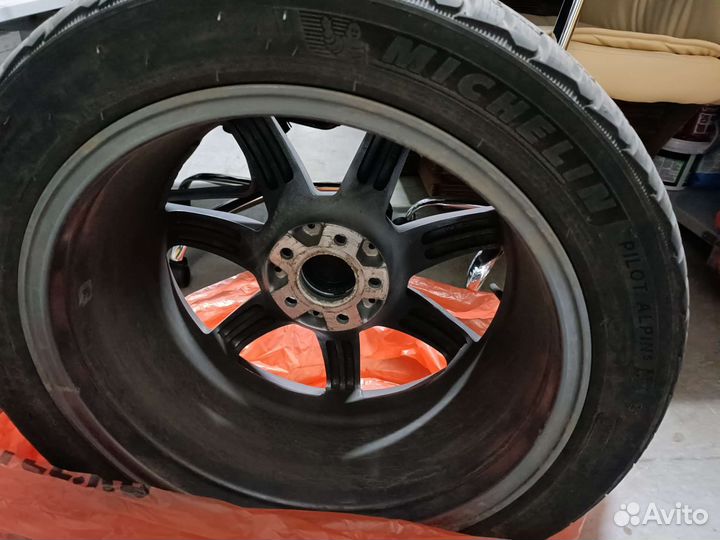 Michelin Alpin 5 245/40 R18 97V