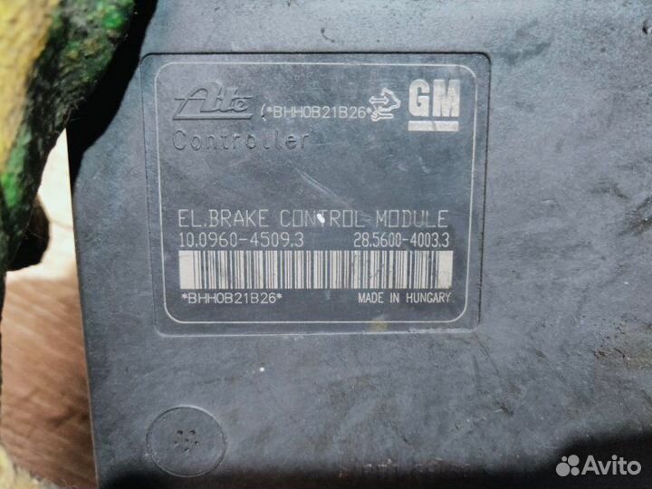 Блок abs Opel Astra J 2010