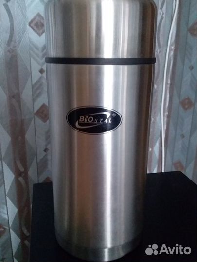 Продам термос