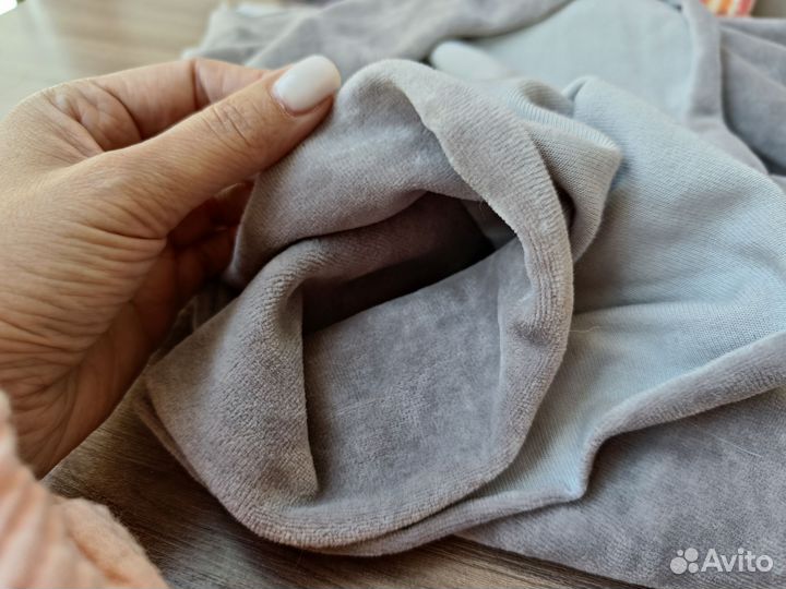 Отрез ткани велюр