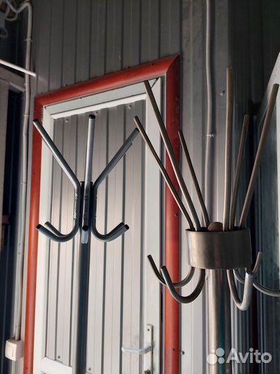 Вешалка для одежды напольная