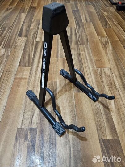 Подставка для гитары