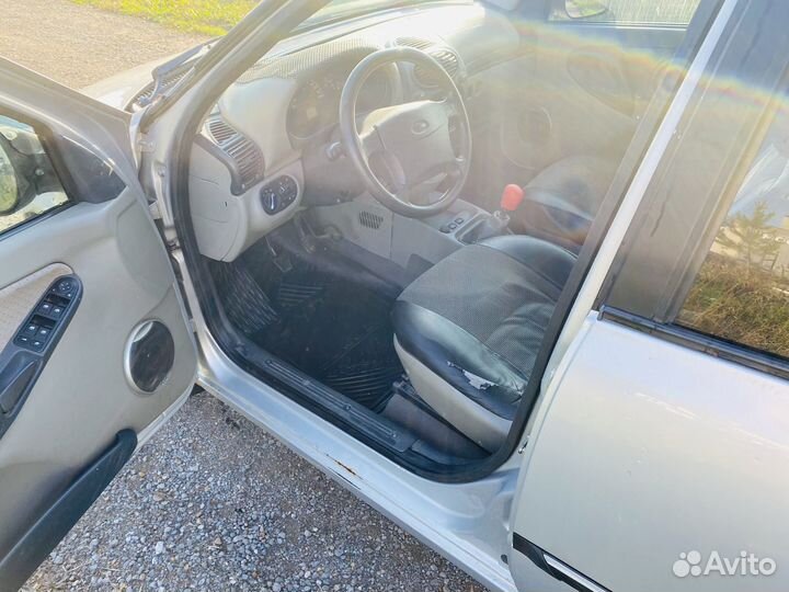 LADA Kalina 1.4 МТ, 2009, 180 000 км