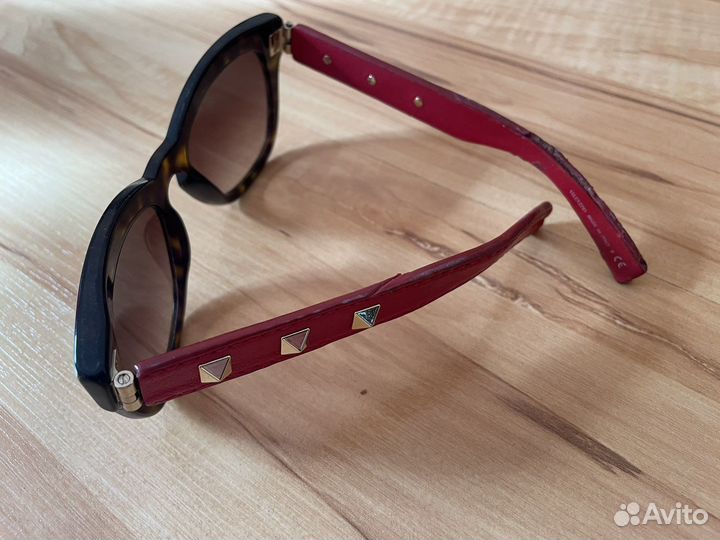 Солнцезащитные очки италия valentino