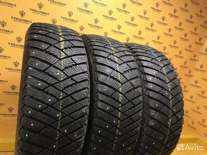 Goodyear Ultragrip Ice Arctic 215/65 R16 98T