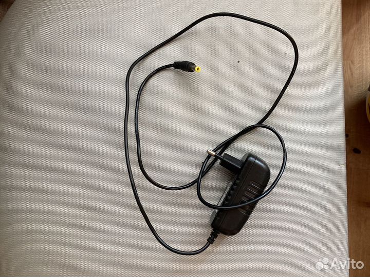 Синтезатор supra skb-610S