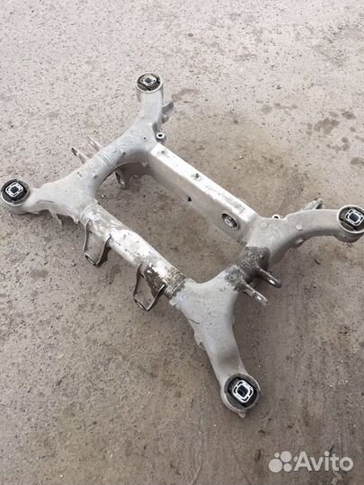 Балка задняя BMW бмв F01 F02 Ф01 Ф02