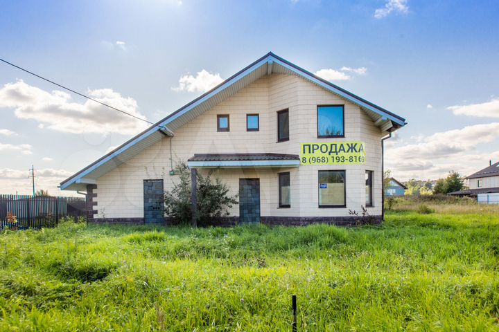 Дом 172,9 м² на участке 12 сот.